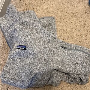 Women’s Patagonia quarter zip better sweater size medium